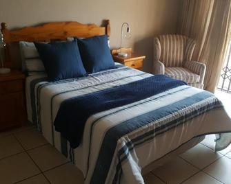 Sanlou - Port Shepstone - Спальня