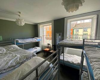 Kilkenny Tourist Hostel - Kilkenny - Habitación