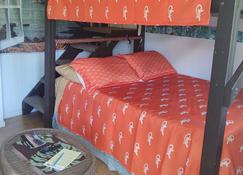 'Puna Gecko' Quiet, Clean with Adult Bunk Beds - Pahoa - Schlafzimmer
