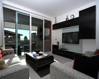 Golfo Gabella Lake Apartments - Maccagno - Wohnzimmer