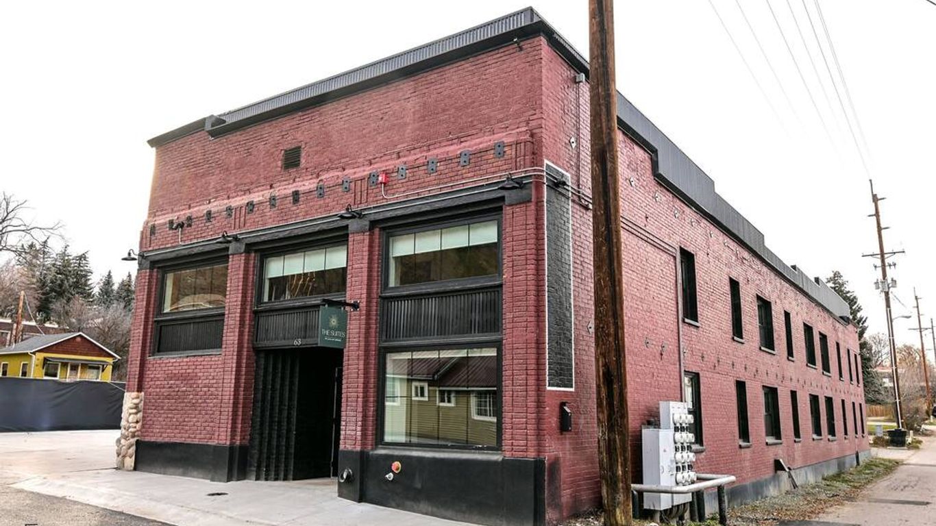 熔岩溫泉區套房 - 火山岩溫泉區