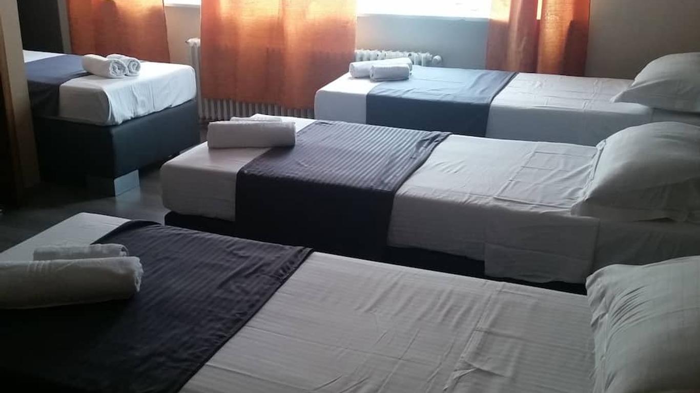 أوتل برينس دو ليج