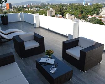 Eco Hotel Guadalajara Expo - Guadalajara - Balcón