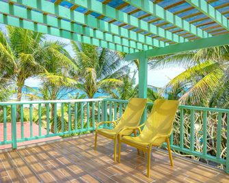 Holiday Villa 6br Beachfront, Pool, Sauna An Bang Beach - Hoi An - Balcony