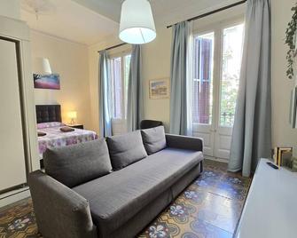 Rooms Roger - Barcelona - Living room