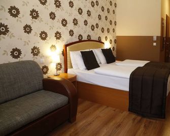 Six Inn Hotel - Budapest
