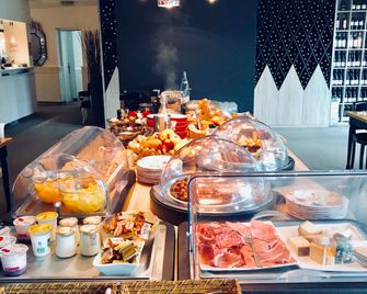 Hôtel Catalpa - אנסי - מסעדה