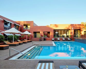 The Lost Camel Hotel - A member of Mercure Hotels - Yulara - Piscina