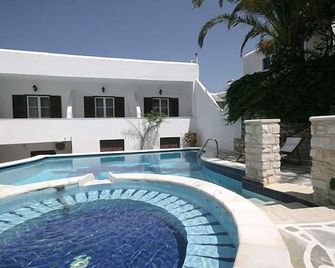 Atlantis Hotel - Naousa - Uima-allas