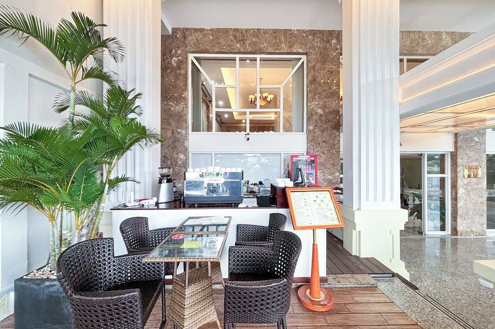 فينيكس هوتل فونج تاو