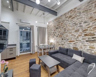 The Heart of Syra - Your Home in Ermoupolis - Ermoupoli - Living room