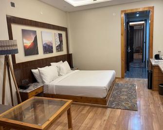 The Uttrayan - Luxury meets tranquility - Chakrāta - Bedroom