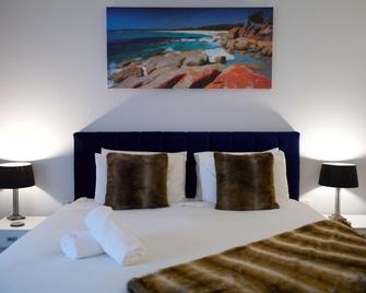 Bay Of Fires Apartments - St Helens - Bedroom