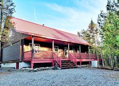 Tobermory Peaceful Private Entire Cottage Log Home Spacious Fully Equipped - Northern Bruce Peninsula - Building
