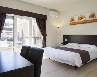 Hotel El Pozo - Torremolinos - Bedroom