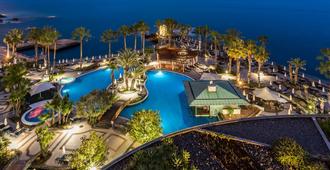 Royal Savoy - Ocean Resort - Savoy Signature - Funchal - Bể bơi