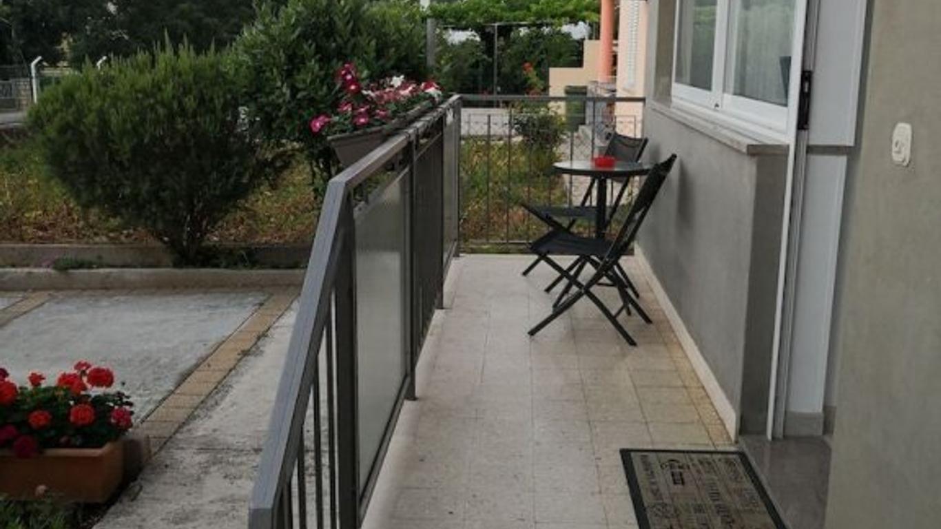 The Nice Dreams Studio Apartment