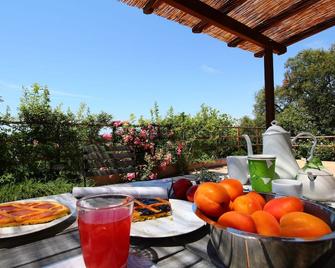 Cosy Farmhouse in Montalto di Castro Withterrace - Montalto di Castro