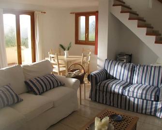 Wonderful Country House With Private Pool - El Perello - Living room