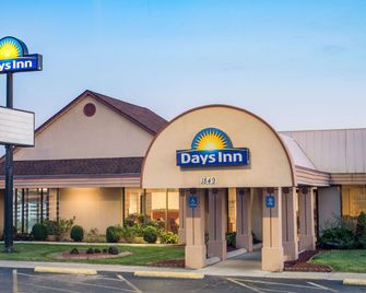 Days Inn by Wyndham Grove City Columbus South - Grove City - Building