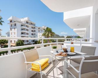 Apartamentos Diana Alcudia - Alcúdia - Balkón
