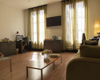 Hostal Goya - Barcelona - Living room