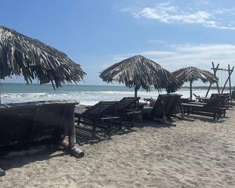 Un Dia Boutique Resort - Playas - Playa