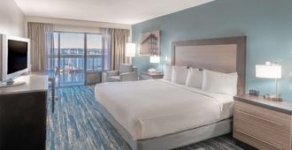 DoubleTree by Hilton New Bern - Riverfront - New Bern - Bedroom