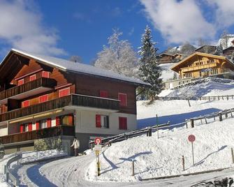 Apartment Chalet Desirée by Interhome - Grindelwald - Edificio
