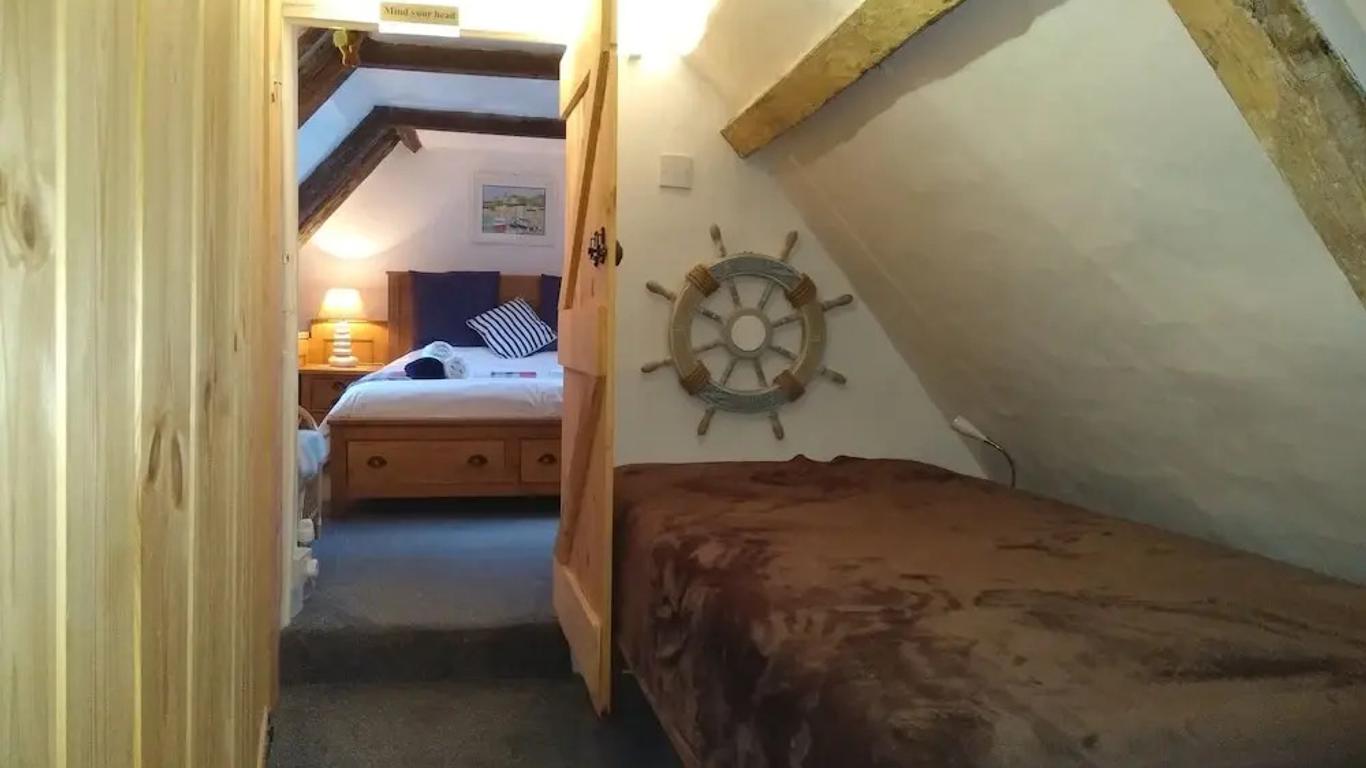 AnchorageWells next the Sea King Rooms