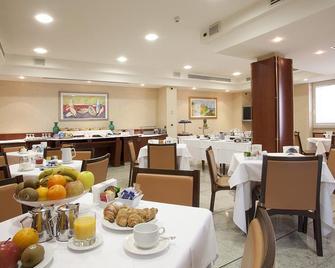 Palace Hotel - Civitanova Marche