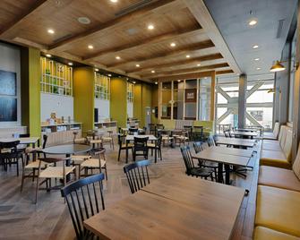 Fairfield Inn & Suites by Marriott Mexicali - Mexicali - Restaurant