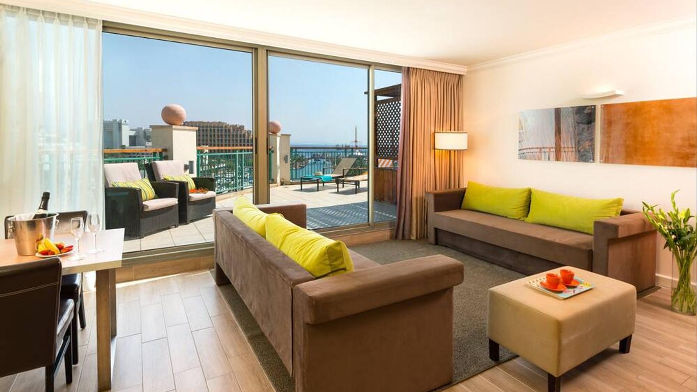 מלון מג'יק פאלאס