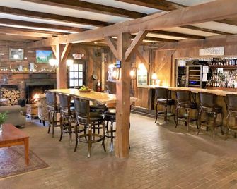 The Quechee Inn at Marshland Farm - Quechee - Bar