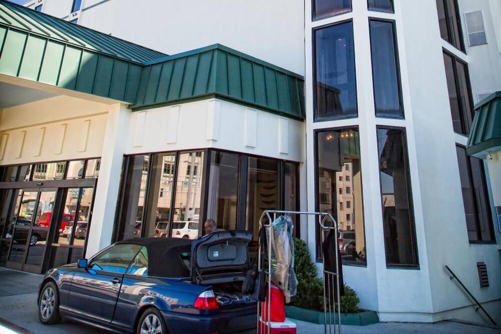 Building view of The Oceanfront Inn