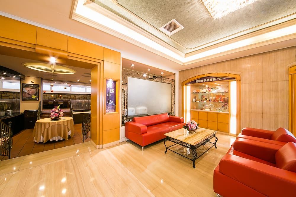 ديناستي هوتل تاينان