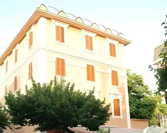 Hotel Iris Crillon - Fiuggi - Bygning