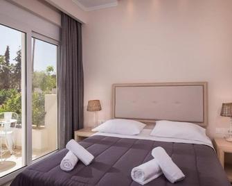 Mear Luxury Holiday Homes - Cretan Sunny Gems - Palaiochora - Bedroom