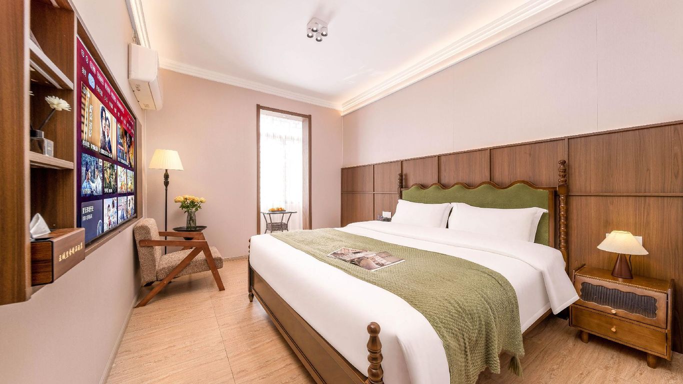 Good Friend Inn (Guilin Maternity and Child Bo'ai Hospital Baoxian Middle School Shop)