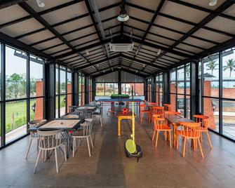 Serene Resort & Convention - Shamshabad - Restaurant