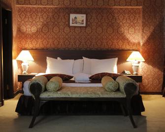 Hotel Uzbekistan - Tashkent - Bedroom