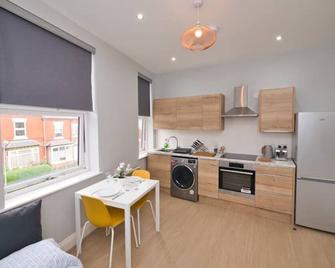 Modern Studio - Close to City Centre! - Birmingham - Kitchen
