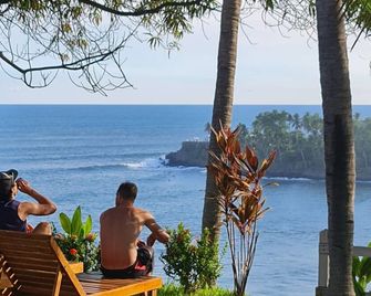 Hotel Miraflores - El Cuco