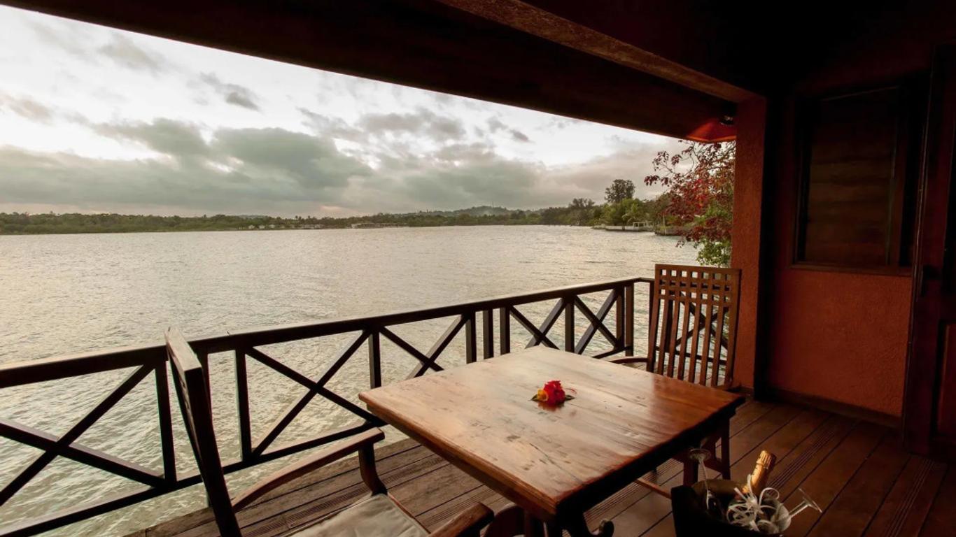 Sunset Bungalows Resort