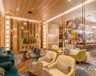 Holiday Inn Chandigarh Zirakpur By IHG - Zerakpur - Lounge