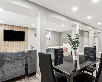 New Garden Studio near Wrigley/DePaul/Dwtn - Chicago - Comedor