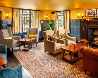 voco Lythe Hill Hotel & Spa - Haslemere - Lounge