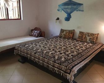 Lagoon Villa Beruwala - Beruwala - Schlafzimmer