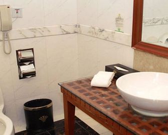 Empark Grand Hotel Kunming - Kunming - Banheiro