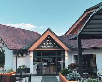 Hisa Ales - Kranj - Edificio